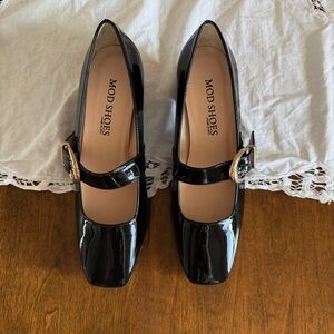 Mod Shoes Lola Patent Leather Mary Jane